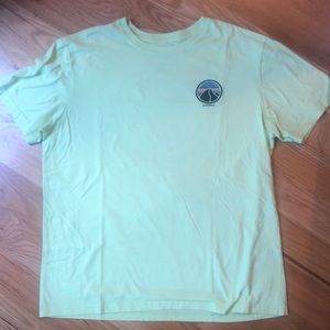 Patagonia Men’s T-Shirt Size Large - Slim Fit